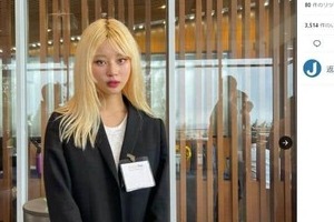 中指立て脱退した異端元アイドルの衝撃近況　早大卒→UCバークレーへ...「漫画の主人公より主人公」SNS驚愕