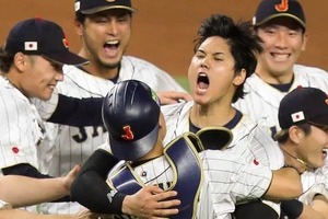 大谷翔平が涙？WBC優勝で目元押さえ思わず...ファン感動　「もらい泣きした」「初めて見たかも」