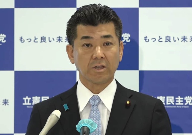 定例会見に臨む立憲民主党の泉健太代表（写真は立憲民主党の配信動画から）