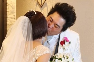 Tシャツ、サンダル、戦隊ヒーロー　へずまりゅう結婚式で見た、出席者の「自由すぎるファッション」