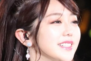 東海オンエアてつやは「スマホに元カノの写真残す」　妻・峯岸みなみモヤモヤ「名残惜しいのか消してくれない」