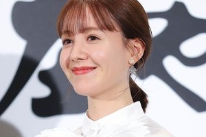 ティッシュを鼻に詰め...　トリンドル玲奈「お茶目」インスタに「可愛すぎる」と反響