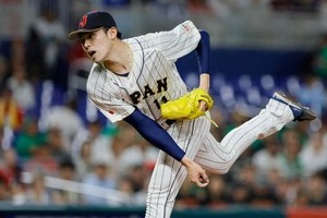 佐々木朗希の大リーグ挑戦は「時期尚早」　元楽天ヘッドが「不安要素」指摘...山本由伸との違いとは