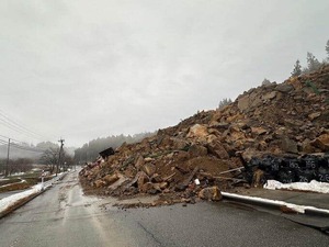 朝食はせんべいだけ、断水続きトイレが使えない日々　珠洲、輪島の避難所で支援者が実感した過酷さ