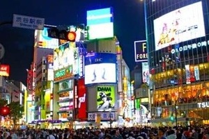 レンタル事業は厳しいのか？　TSUTAYA閉店ラッシュまだ続く　レンタル以外に活路で順調ゲオ