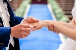 結婚相談所の倒産最多も...マッチングアプリに勝つには今がチャンス　やるべきは「真剣な出会い」求める若者に「保証」貫け