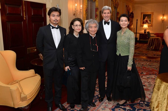 2015年7月、ケネディ・センター名誉賞を受賞した際の小澤征爾さん（Wikimedia Commonsより）