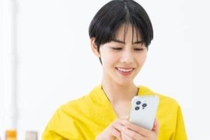 スマホ「満足度」調査、利用者トップ3「docomo」「au」「SoftBank」がなぜかワースト3のナゾ　専門家が明かす納得の理由