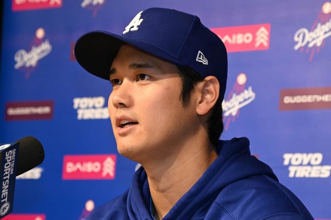 声明を読み上げる大谷翔平選手。質疑応答には応じなかった（提供：Los Angeles Dodgers/UPI/アフロ）