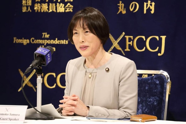 日本外国特派員協会で記者会見する共産党の田村智子委員長