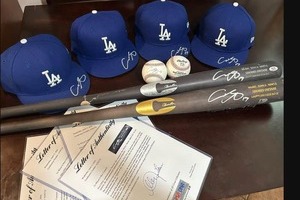 10万ドル以上の価値だけど...大谷翔平「1号HRボール」キャッチの女性が歓喜　大谷グッズのプレゼント増える