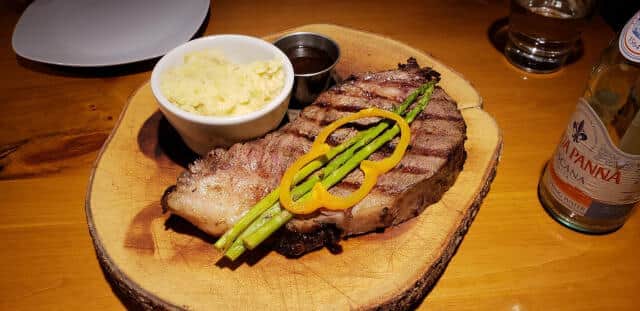 おいしそうなステーキ（画像はイメージ）