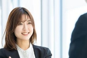 驚くほど細かい上司の指導も、いまは感謝　20代女性社員を成長させた「上司力」のポイントは