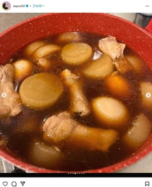 岸明日香さんのインスタグラム（@aspoo02）より