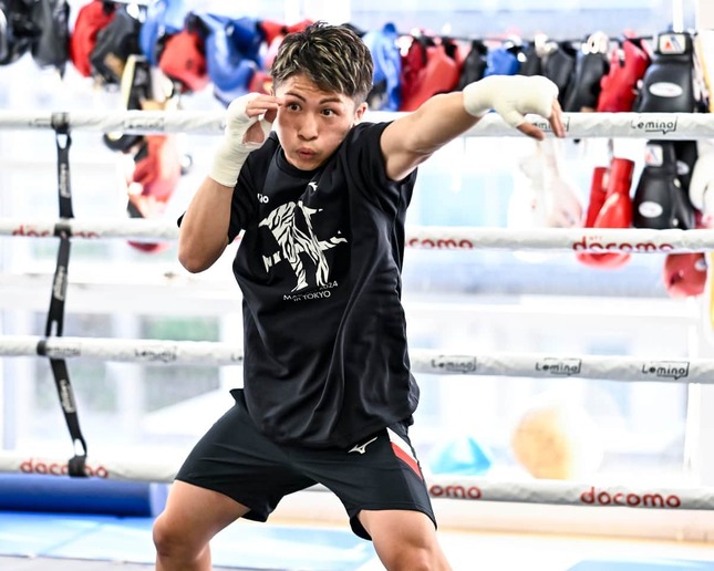 練習を公開した井上尚弥（写真：山口フィニート裕朗/アフロ）