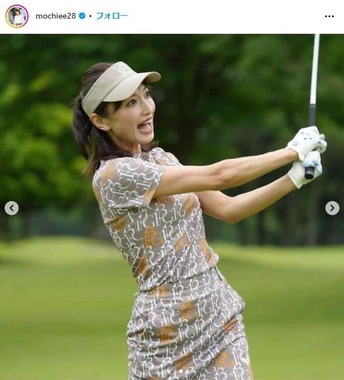 望月理恵さんのインスタグラム（＠mochiee28）より