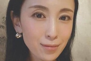 「46歳とは思えない」雛形あきこ、トレーニング姿で魅了　汗にじむ？「素敵なBODY」春には娘が大学卒業