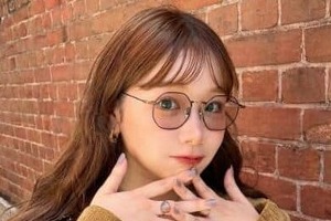 ゴキブリだらけシャワーなしの家で「親にぶっ叩かれながら...」　登録者98万YouTuber、幼少期は「壮絶すぎて楽しかった」