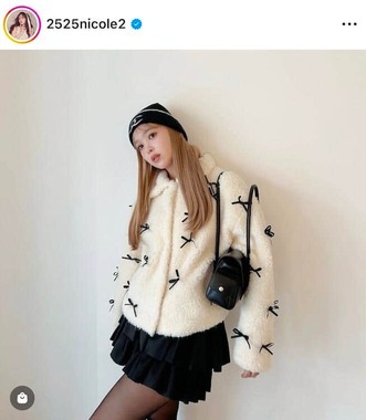 藤田ニコルさんのインスタグラム（＠2525nicole2）より