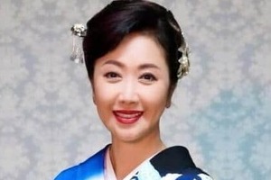 伍代夏子、傘寿の夫・杉良太郎と結婚25周年　「一家4人」お祝い写真にほっこり「家族愛が伝わって」