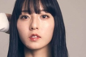 「腹筋女優」宮原華音、バキバキ肉体美あらわに　「美しく力強い」「どれを取っても最高に映えます」