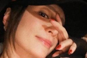 浜崎あゆみ46歳、レコーディング姿に「痩せた？」の声　4日前に「インフル」報告...ファン心配「健康第一に」