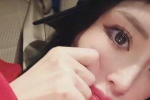 浜崎あゆみ46歳、美くびれ強調の透け感黒レース衣装が反響　「どんどん綺麗」「圧倒的な美しさ」