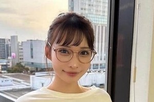 「日本一美しいドラマー」大野真依、ざっくり肩出しコーデ　キュートさ炸裂「素晴らしいスタイル」