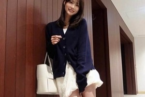 生見愛瑠、いつもと雰囲気違うパーカー姿の「めるのふく」私服コーデ...「めるるカワイすぎ」大絶賛