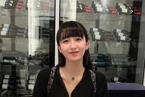 「キムタクか？！」Cocomiの誕生日写真に人影　ワインセラーよく見ると...「家族でお祝い」説でファン和む