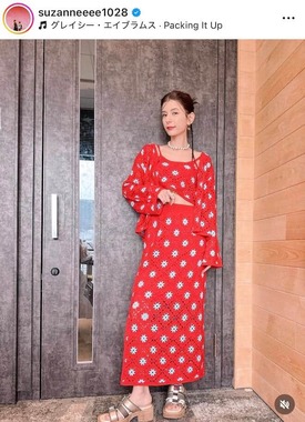 スザンヌさんのインスタグラム（＠suzanneeee1028）より