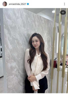 石田安奈さんのインスタグラム（＠annaishida_0527）より