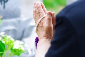 在留外国人増で「土葬」巡る議論激化　「宗教上の理由」でも住民の反対多い「日本の習慣に従って」