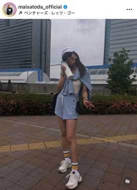 里田まいさんのインスタグラム（＠maisatoda_official）より