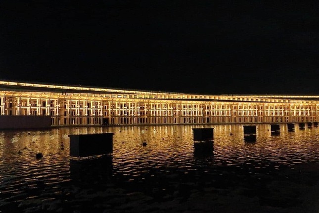 ユスリカはウィータープラザで発生しているとみられる