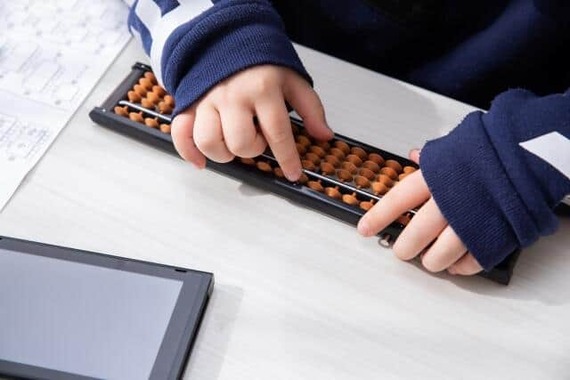 そろばんは計算能力だけでなく情緒も豊かになる