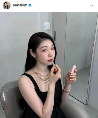 キム・ヨナさんのインスタグラム（＠yunakim）より
