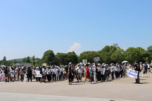 相当な数の人が集まった