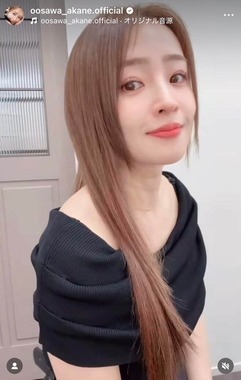 大沢あかねさんのインスタグラム（＠oosawa_akane.official）より