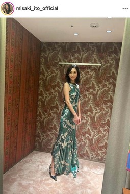 伊東美咲さんのインスタグラム（＠misaki_ito_official）より