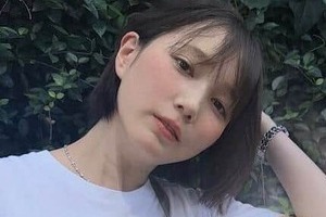 本田翼、二の腕すらり...ドット柄キャミワンピで圧倒的可愛さ　「特級レベルの美しさ」「真夏の天使」