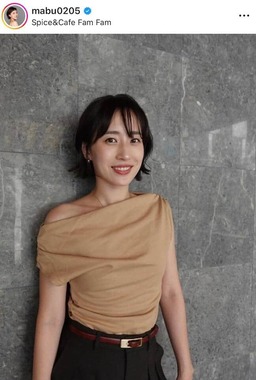 馬淵優佳さんのインスタグラム（＠mabu0205）より
