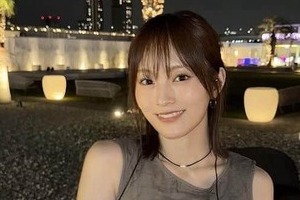 山本彩、肩出しオフショル私服コーデが「破壊力えぐい」大反響　「やばいっ！」「安定のかわいさ＆超美肌」