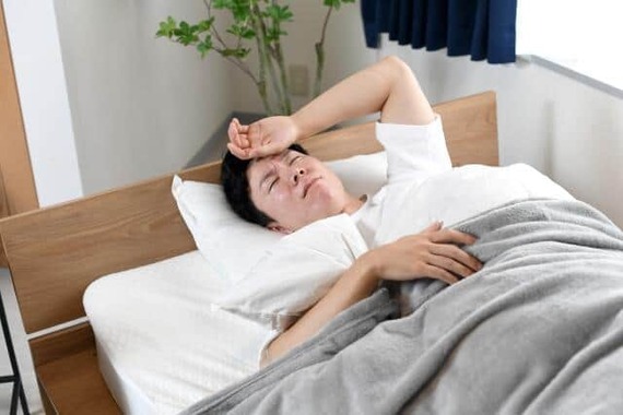 熱帯夜が続き睡眠不足に陥る人も