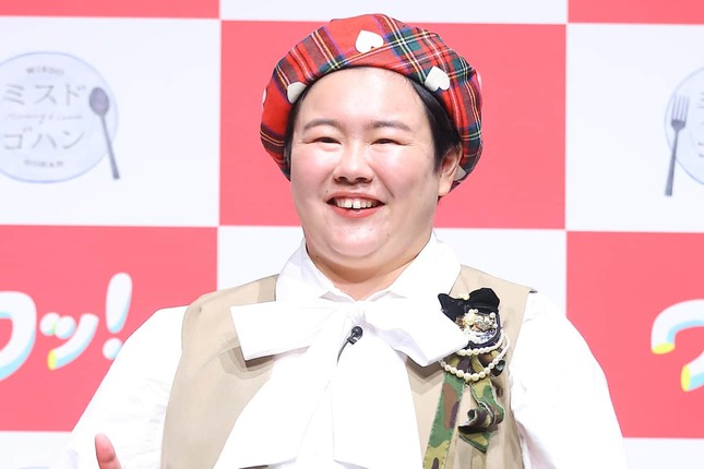 やす子さん。SNSで流れた「デマ」に困惑している（写真：Pasya/アフロ）