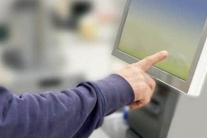 レジ列での静かな攻防トラブル　年配女性から「譲ってね」と言われ...周囲もピリつく中、伝えたことは