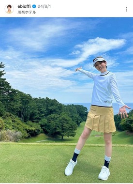 海老原優香アナウンサーのインスタグラム（＠ebioffi）より