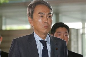 石原伸晃氏、「親の七光り」談議に参戦　まさかの自虐「石原家の二十一光り」