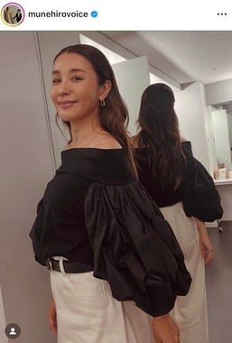 鈴木紗理奈さんのインスタグラム（＠munehirovoice）より