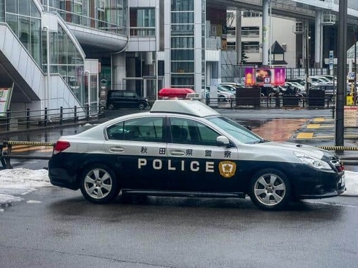 秋田県警のパトカー